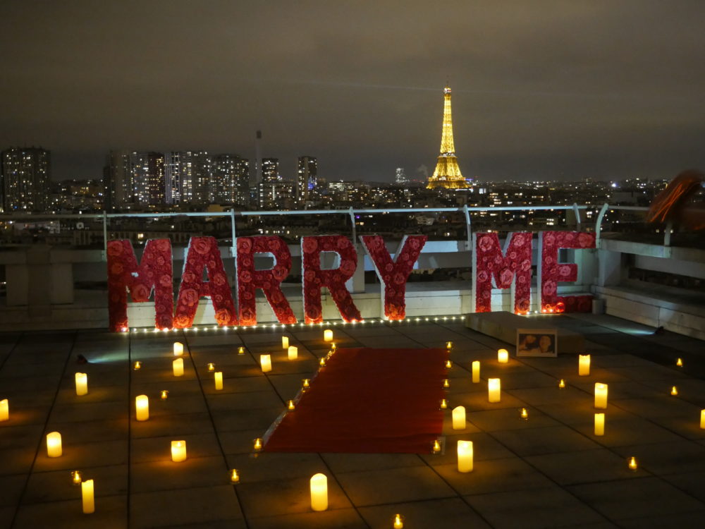 romantic proposal in paris