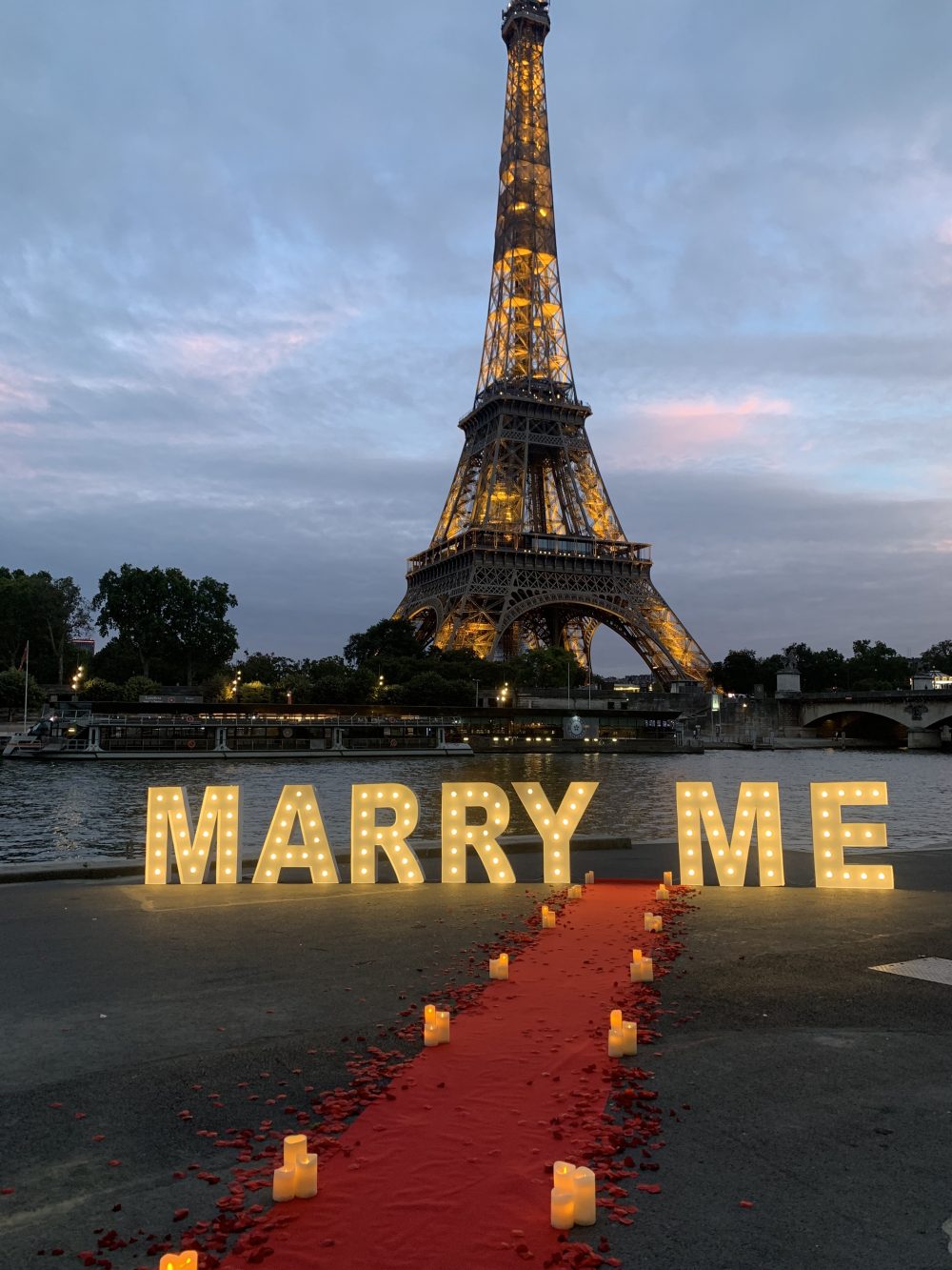 Marry me lettres géantes paris